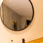 Apartment Centre *